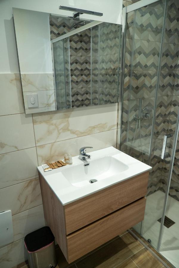 Salerno Center Suites Luaran gambar